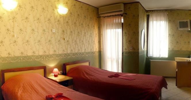 Ambaritsa Hotel Gorna Oryakhovitsa Luaran gambar